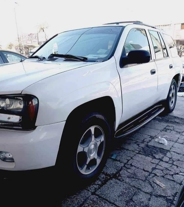 تريل بلايزر Chevrolet
6سلندر
موديل ٢٠٠٧
قبق اسود 
وارد امريكي
محرك وكير جيده جدا
باتري جديد
تخم تاير 
كامرا دوارة
شاشه أندرويد
مراوس بأجرة او خصوصي صالون
رقم بغداد انكليزي بأسمي مكانها كربلاء 
سعر٨٠
***********واتس
