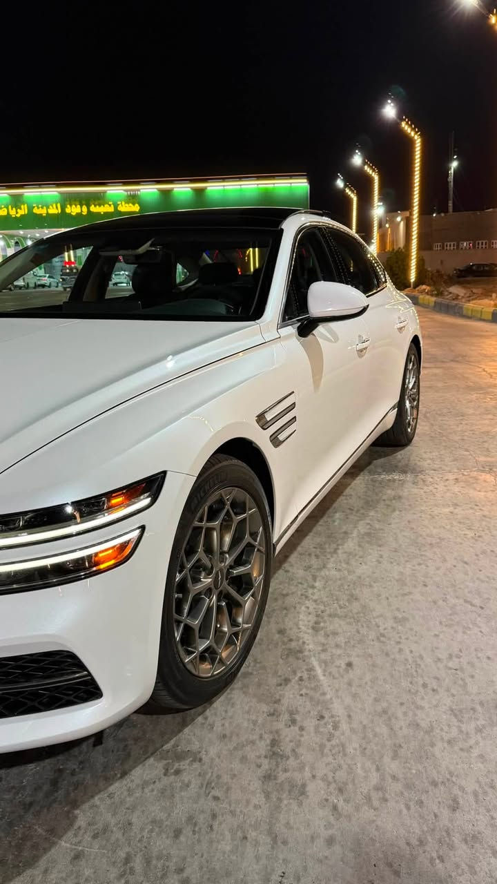 Genesis g80
السعر 295$
موديل :2024 
ماشيه 37000 كيلومتر
المحرك 2500 تيربو
حادث السياره : تقرير غرق وشغاله من امريكا وتكدر تتاكد من تقرير السياره وهنا بالعراق صار بيها بارد وتكحيل بالباب والجنطه شي قليل كلش
اريباك ما طاك بيها 
مواصفات معروفه 
فتحه سقف
حساسات امامي خلفي 
رادارات 
تشغيل عن بعد 
كشنات تدفئه 
ستيرن تدفئه 
كشنات جلد
انظمه سرعه 
تنبيه خروج عن المسار 
وهوايه مواصفات داخل السياره
السياره رقم بصره حره 
الرقم : ***********
***********
