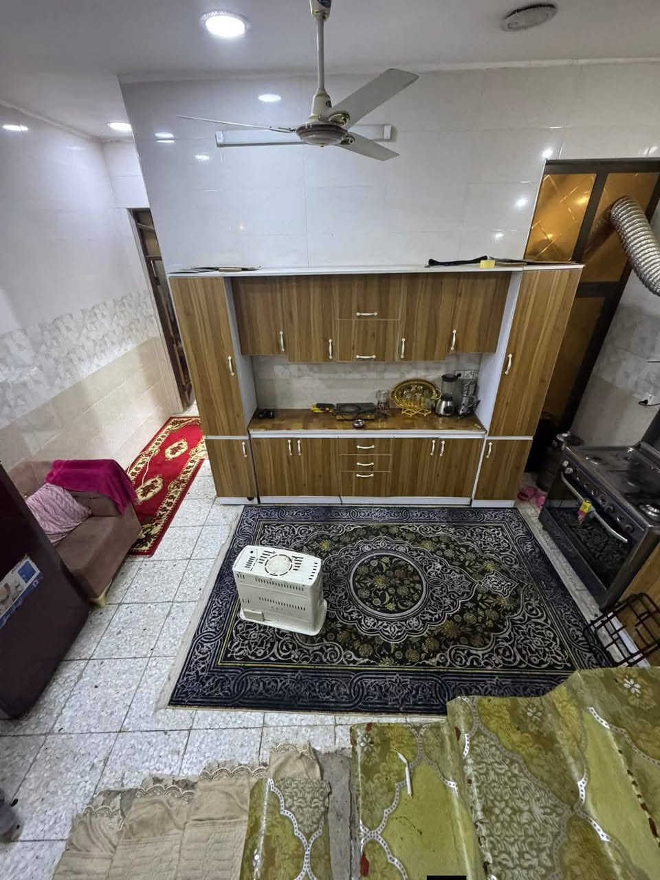 دار للبيع مساحه 80 متر..ريا وسكينة
طابق ونص طابق ثاني مكامل البيت على فرعين مقاطعة 2/11
قرب بانزيخانة الجبهه وشارع المكاتب السعر 90 
***********
