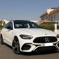 ‏مرحبا أخوان مرسيدس c300 ٢٠٢٤  أمريكي جاملغ أمامي صبغ بدون داخل بدون أ...