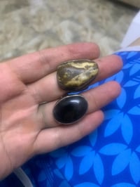 للبيع خاتم سلطاني وخاتم داودي اسود ثنينهن ب ٧٥ الف مكاني بغداد  ٠٧٧٣٧١...