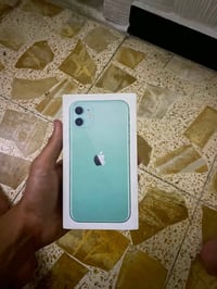 ايفون دعش للبيع كامل ملشي مامبدل بي بطاريه 74 ذاكره 128 للبيع او مراوس...