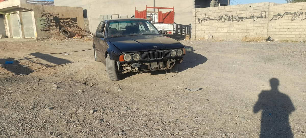 بي ام ٥٢٥ • موديل ١٩٩٤ • كيارة