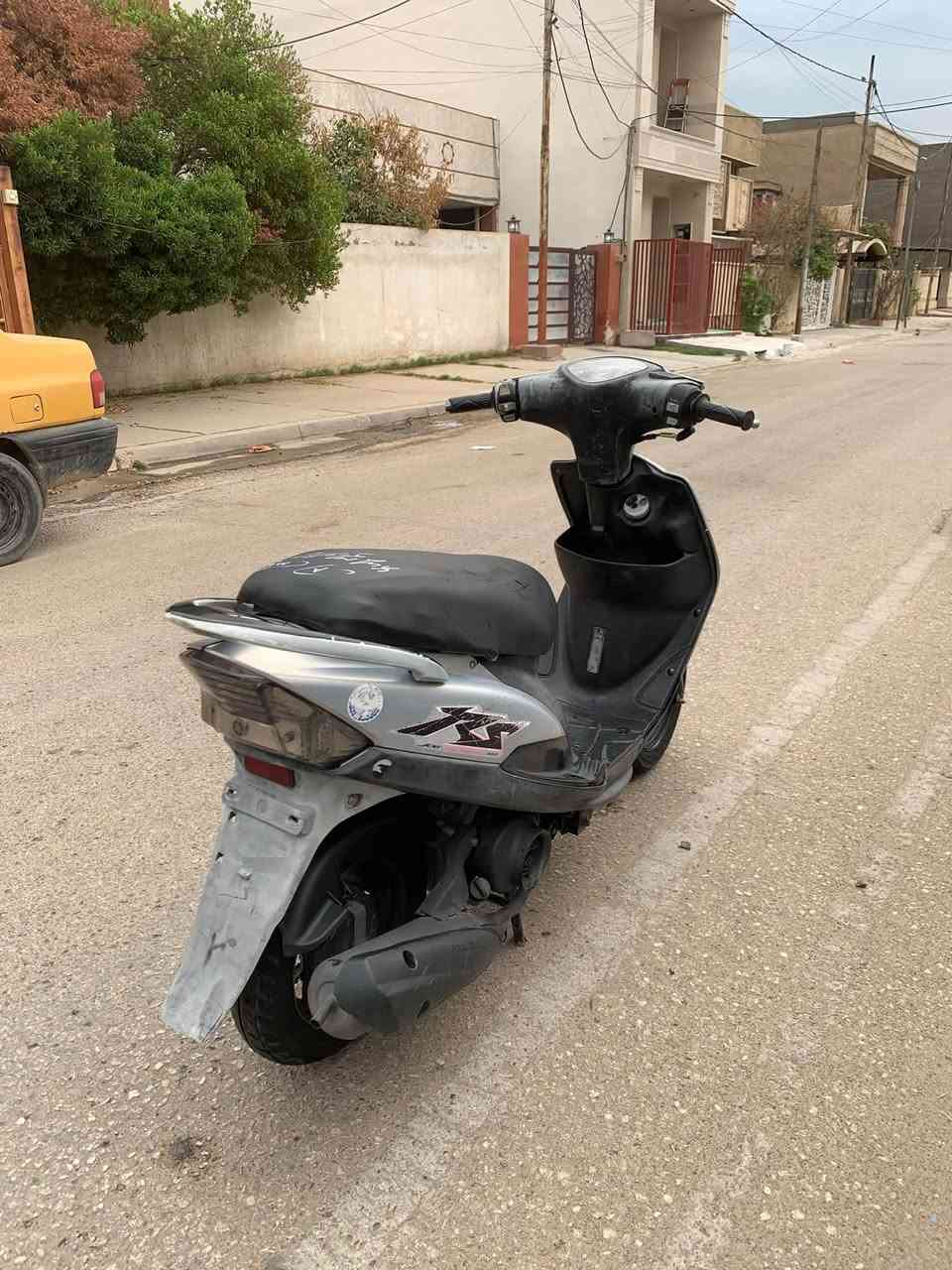 سلام عليكم للبيع ماكس عدله بلاديه ختم واحد دراجه مكينه بلاديه مكفوله خرسه نكره بكل وقت كهربائيات كامله اوراق  وصل معرض موجود شلعه ومعدل تخبل مستعجل عل بيع منزليها مليون وميه رايدها 750فقط🔒💸مكاني بغداد الدوره شارع 60📍 ***********📞 دراجه نصبتها تخبل وبالعافيه عل تصير من نصيبه❤️
