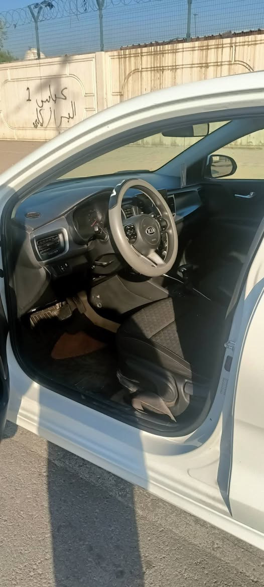 السلام عليكم كيا ريو موديل 2019 أمريكي حادث كما في الصور فقط حادث أمريكا الباقي طخات بسيطة السعر 98 وبيها مجال هذا رقمي ***********
