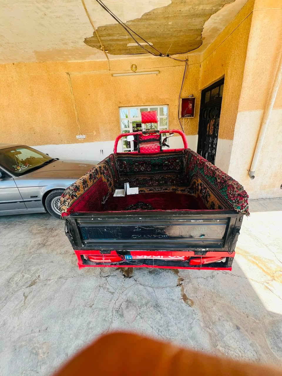 السلام عليكم ستوته للبيع موديل ٢٢ مكينه ٢٥ شرط ما مفتوح  فحل عالي قلاب  كلشي شغال كهربائيات شغاله  تايرات  ٣ جدد  ركبه  شاصي شرط  والاستفسار  ***********
