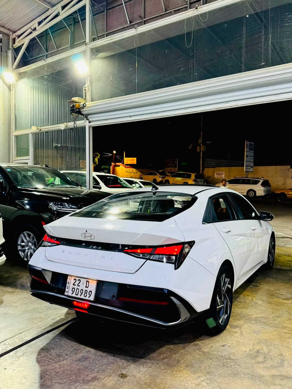 ‏  👑🔥 مجموعة الملك لتجارة السيارات الحديثة 🔥👑

‏              🚗 هيونداي إلنترا 2024 خليجي 🚗

‏                          💵 البيع نقداً فقط

‏✅ المواصفات:
‏• محرك 1.5 CC
‏• دبل نوزل كير
‏• ناقل حركة 6 سرعات
‏• شاشة
‏• كاميرا خلفية
‏• تحكم بالدركسون
‏• مثبت سرعة
‏• تشغيل بصمة
‏• مرايا كهربائية
‏• جنوط ألمنيوم
‏• إنارة LED

‏📍 العنوان:
‏بغداد – الكريعات – نهاية شارع المعارض – مجموعة الملك

‏📞 أرقام الاستفسار:
☎️*********** 

☎️***********
