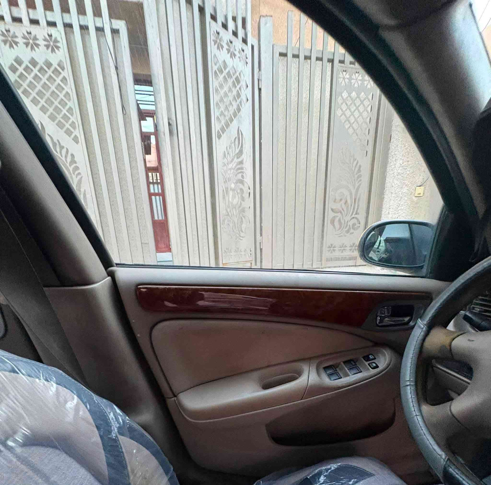 اتصال 
***********
***********
مكانها بغداد 
سني ٢٠٠٩
سعر ٧٨ وبيها مجال 
سعر مناسب وسيارة بيها خبزة والرزق على الله 
وتحياتي للجميع 🖤✔️

