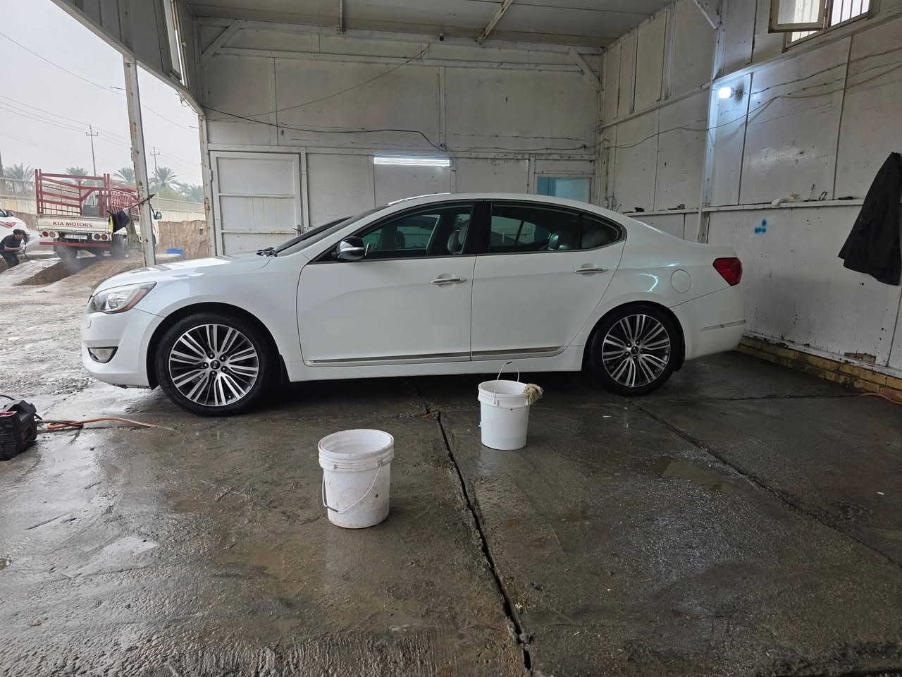 السلام عليكم 

كيا كادنزه مديل 2012خليجية   v6..3600 تبريد خير من الله ثلج كير حداديه بلادي تخم تاير جديد
مكفولة كفاله عامه بس شاء الله وماقدر فعل..صار بيها حادث وابيع مصبوغه حزام سياره رجعت احلى من قبل ك نصبة سيارة مكانها بابل الاستفسار اكثر اتصل...***********
