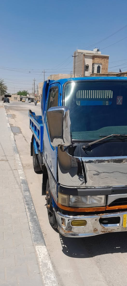 كنتر مديل ٢٠١٣ بسمي رقم قادسيه مكينه ١٠٨ سياره نضيفه وحلوه مكان كربلاء سعر ١١٠ وبيهاا مجال الى الطيبين تصال ع الرقم التالي ***********
