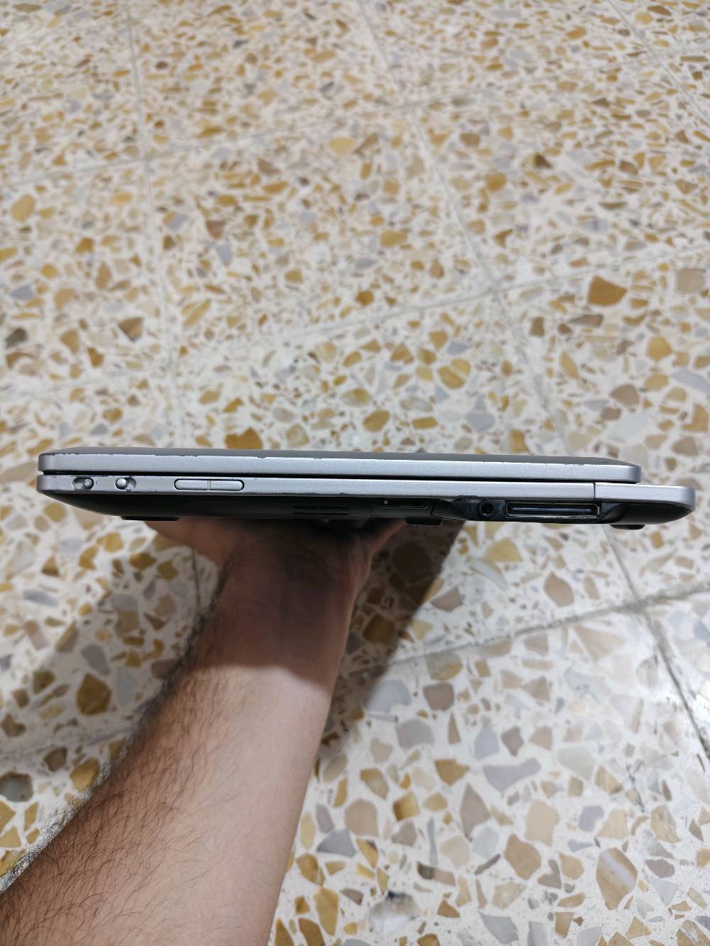 HP 810 G3 • قلاب 360 لمس • i7 الجيل الخامس