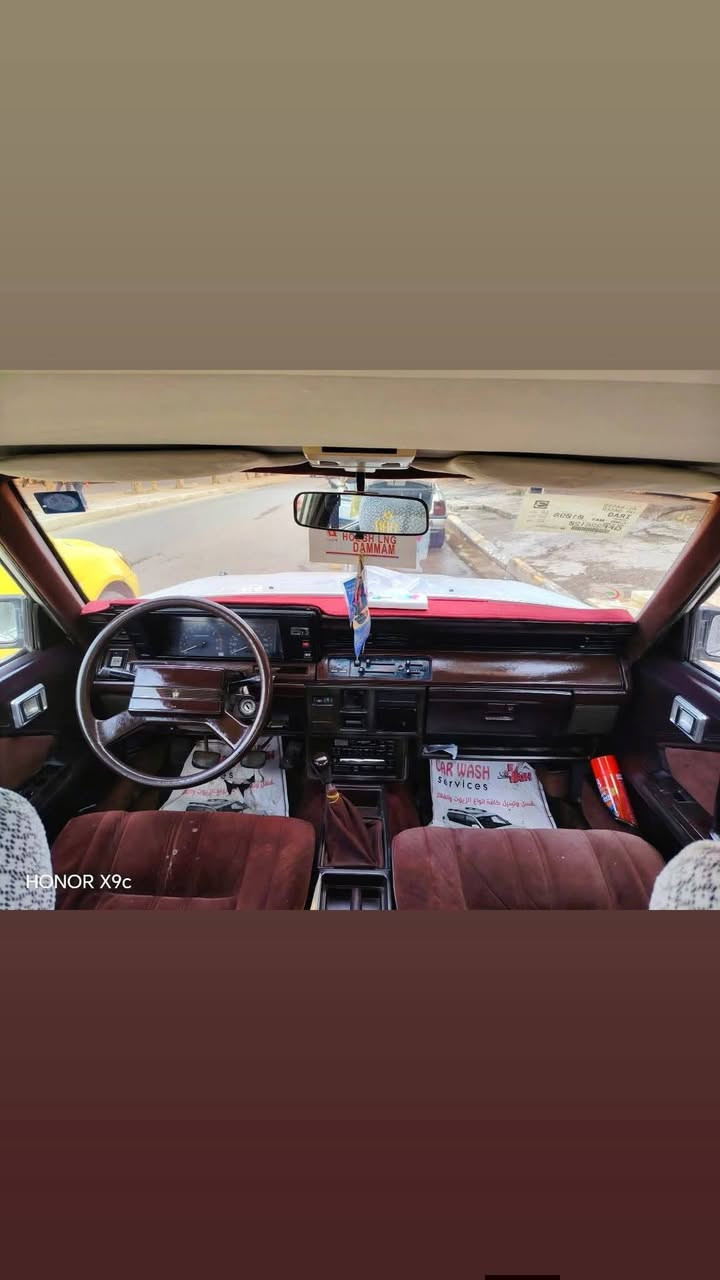 سلام عليكم سوبر 85 للبيع مصبوغه جماليه بدون ضرر رقم نكليزي بسمي قبل شهرين  سويتهه الهزه كير مكينه على البلاد 
غرفه شرط على وضع الشركه تدفئه تبريد ثلج شرط صدر كله جديد 
سعر خابر وتدلل ترهم مراوس 
مكاني بغداد 
رقم ***********
