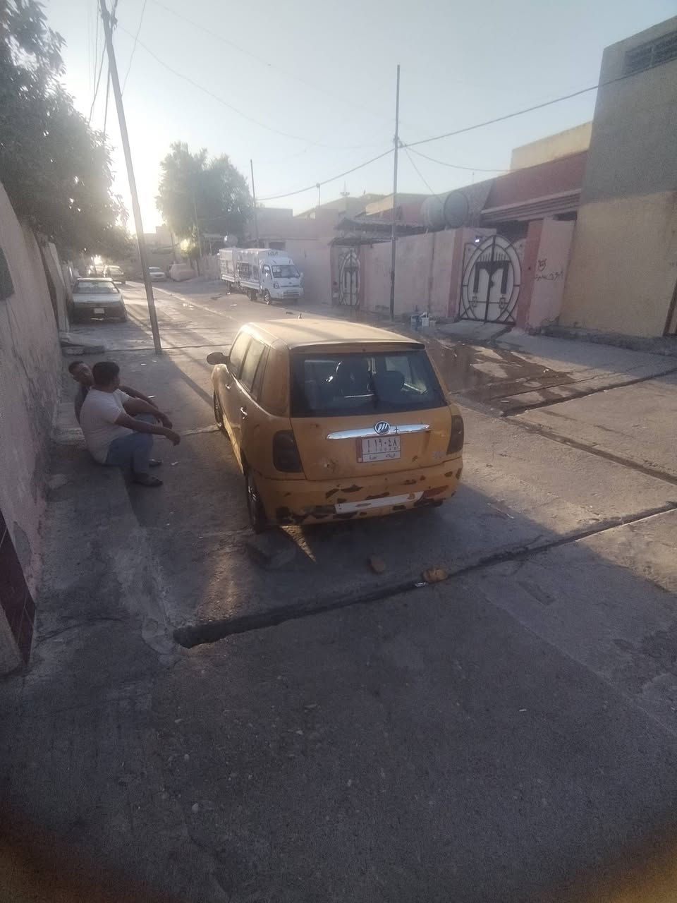 ليفان مستر بين ٢٠١٢ سياره شويه ردله مصرف محرك كورله كير شرط موديل ٢٠١٢ شرعي بل موصل مشروع وصني يعني تحويل بل موصل السعر ١٥ وبيه مجال ***********
