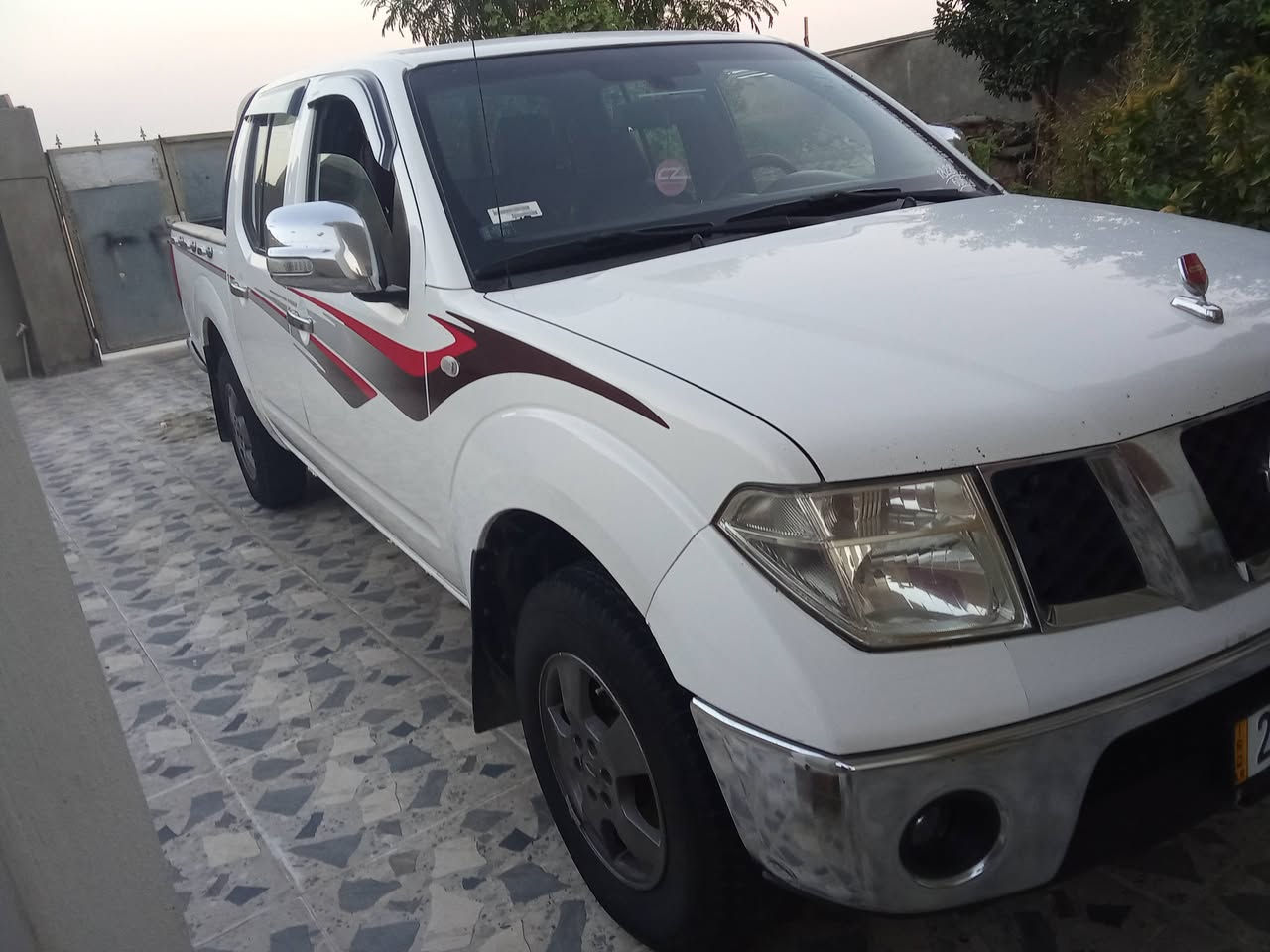 تحياتي اللجميع /نيفاره 2009 رقم سليمانيه هزه جديد سنة وية منتهي شرط تحويل او وكاله كير محرك تبريد صدر كولة شرط  طايراتةجديد. سياره جديد ماملعوبي كفالةعامةماعد اشرت بي سعر (90) بي مجال قليل/*********** كورك بي وصاس اب(***********)مكان كركوك
