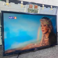 شاشة ٣٢ • LG • قفلية