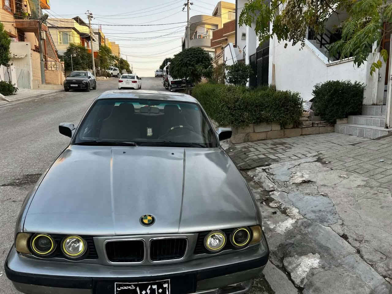 سڵاوی خواتان ل ێبێت 30گەڵاو مەعامەلە 525و ٸتۆماتێک ٸاڕم ڀلاستیک سڵێمانی ***********
سڵاوی خواتان لێبێت هاوڕێیان و ٸەزیزانم bmw 525 ٸتۆماتێک ٸاڕمی ڀلاستیک سڵێمانی گێڕ و مەکینەی تەقەو ڕەقەو کارەبای لایت و فڵچەو زینۆن و دارو بەردی بەشەرت چوار تایەو ویلی لۆکی لەسەرە موشەبەکە ویلەکەی لۆکی لەسەرە ماشڵڵەی خواری ٸەوێت بەوشەرتە ٸەدەمی بانزینبەقەدەر یەک 520بخوات و قۆوەتی 544کی هەبێت شوینم ڕاڀەڕین 
ژم ***********

