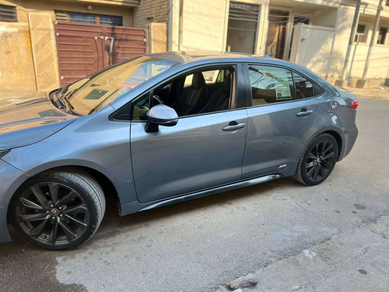 سلام عليكم  (للبيع فقط )
كورلا  هايبرد SE وارد امريكي  مديل 2023 
ياباني وليس صيني  بغداد باسمي ماشيه 31. 
مواصفات  فول مواصفات 
فتحه سقف 
بصمه تشغيل بصمه ابواب  بصمه جنطه ثلاث انضمه  شاحن واير ليس رادارات 360 
تدفئه وتبريد كشنات  تشغيل عن بعد 
وباقي المواصفات معروفه 
حادث موضح بلصور  جاملغ وباب صبغ
 بدون دواخل
 ايرباك استيرا وبردات 
 
 والباقي كفاله عامه 
السعر (145 ) وبيه مجال بصيط 
 عنوان بغداد  الكرخ حي التراث 
الهاتف ***********
