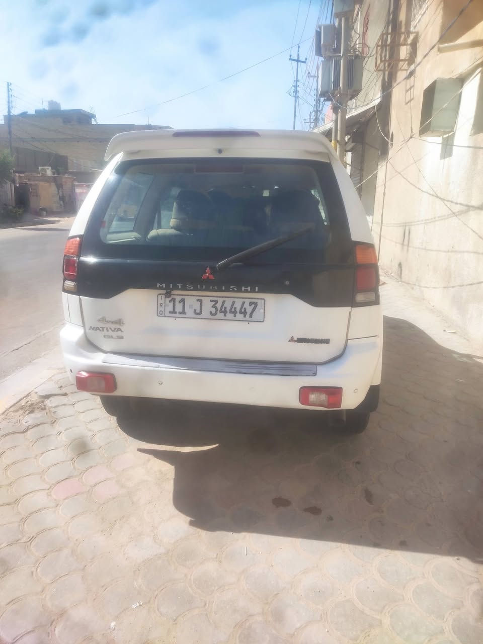 السلام عليكم للبيع سيارة ياباني ناتيفا مستبوشي دفع رباعي فورويل
مديل ٢٠٠٧
باسمي بغداد دولي رقم مميز
تبريد ثلج
حدادية جيدة
دواخل نظيفة كهربائيات شغالة وخير من الله
محرك لا تبخير ولا تنقيص
حماوة ثابتة
بيها صبغ اجراد قطعتين. 
مكاني كربلاء حي العامل
السعر ٩٥ 
السيارة جاهزة عائلية سفر وخير من الله أمانة الله ورسولة مالت جناي. 
بييع فقط نقد. 
الشراي يتصل ***********
