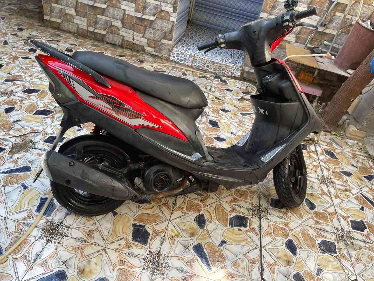 للبيع شغاله سلف هندر 300 رقم صاحب دراجه👈 ***********
