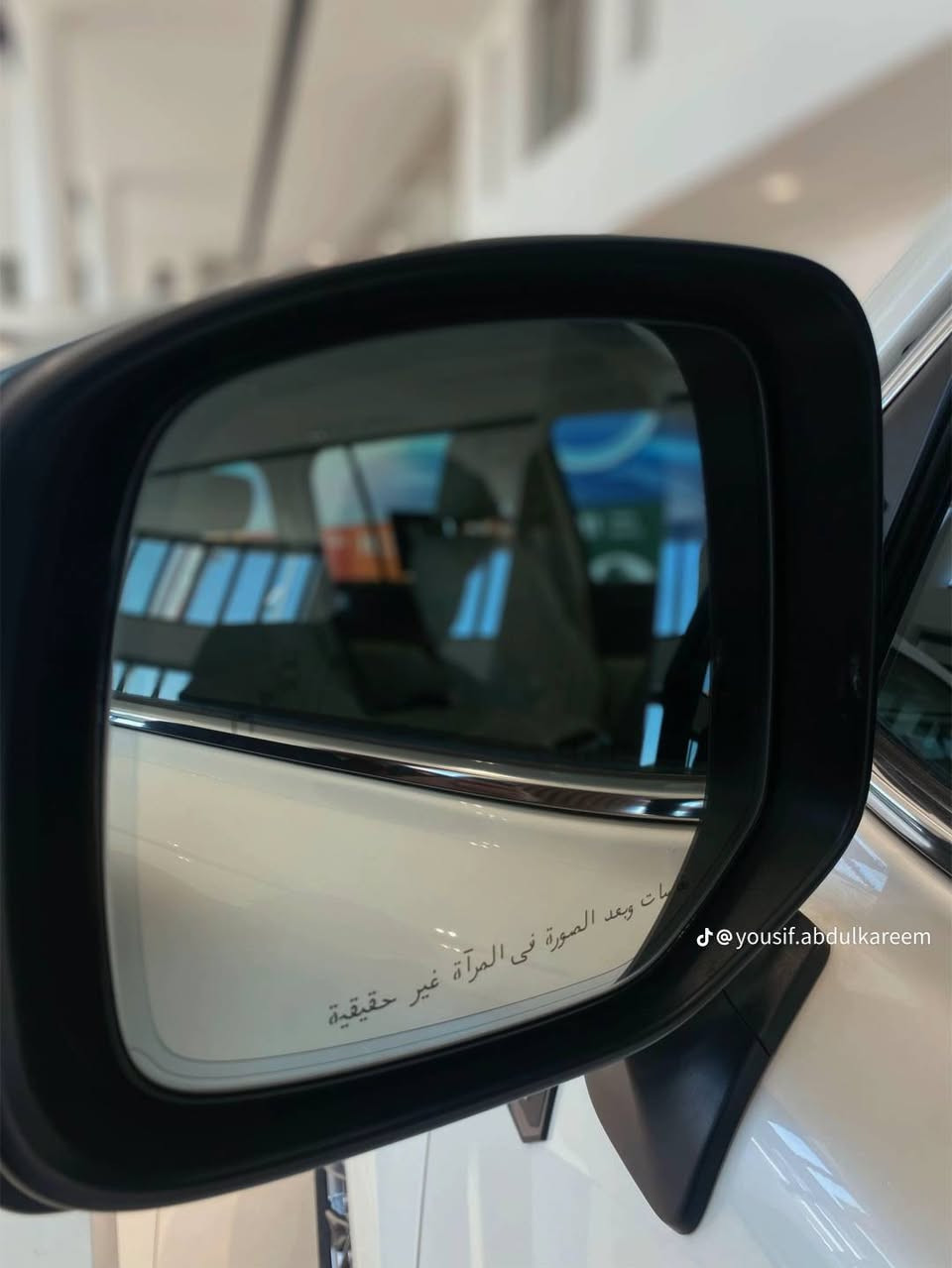 لاندكروز vx.s لمتد ضمان شركة ساز زيرو محرك 4000 كاميرات محيطيه رادارات اماميه خلفيه جانبيه نقطة تحديد مسار سياقة اليه نشرات ابواب وكراسي الكل تدفئه تبريد رقم بغداد بسمي هواي بعد مواصفات  مكاني النجف الاشرف 
***********

نص مكتوب في الصور:
- @yousif.abd
- @yousif.abdul
- @yousif.abkulkareem
- @yousif.abdulkareem