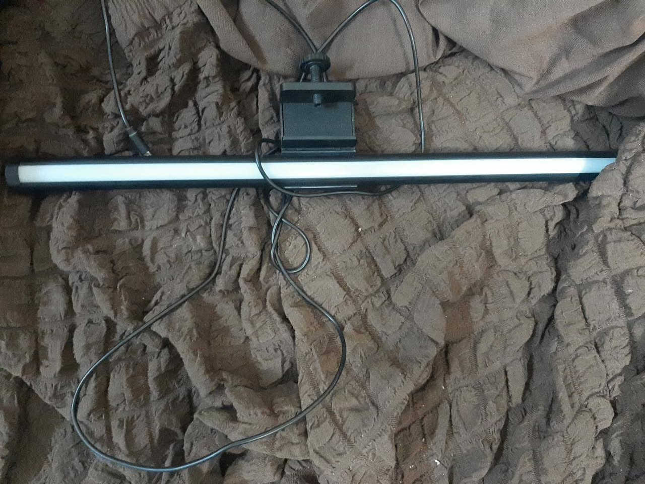 شاشة شاومي 27 • 2K 165Hz • يو بي اس يحتاج بطاريات