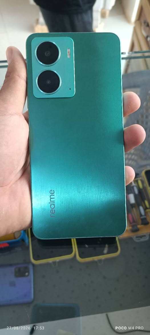 ريلمي p3 5g ذكراته 256 عشوائية 8 بطاريه 5200 مبدل شاشه فقط 90 فريم ببجي الجهاز كله نضيف شغال كامل بدون اي خلل سعره 100 بي مجال بسيط ***********
