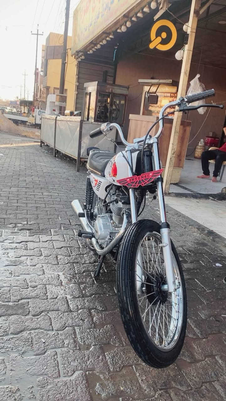 دراجه للبيع الرقم واتساب او تصال***********
دراجه مختمه شمس
اسيت كامل باكستاني دبل دايوان
دراجه مصروف عليها تعمير جديد وكدام عينك نصبه ونضافه سعر خاص وبخدمتك
