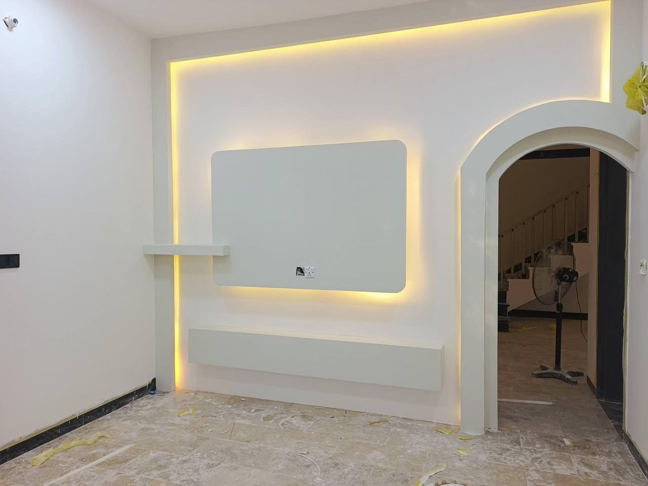 ✨ تريد بيتك يصير أفخم وأجمل؟ ✨
نقدم لكم تنفيذ جميع أعمال:

🔹 ديكورات الجبس بورد الحديثة

🔹 أصباغ داخلية وخارجية بأحدث الألوان

لعمل كافت انواع الاناره الحديثه

لعمل كافه انواع السقوف الثانويه .

🔹 تصاميم أسقف مودرن وكلاسيك

🔹 قواطع جبس بورد للمنازل والمحلات

✔️ شغل نظيف ودقة بالتنفيذ

✔️ أسعار منافسة بالسوق

✔️ خبرة في المجال

📍 العمل في كربلاء وطوريج وبابل  

📩 للحجز والاستفسار راسلنا او اتصل على الخاص الآن

وخلي بيتك يصير تحفة فنية 🔥*********** اتصال او تساب
