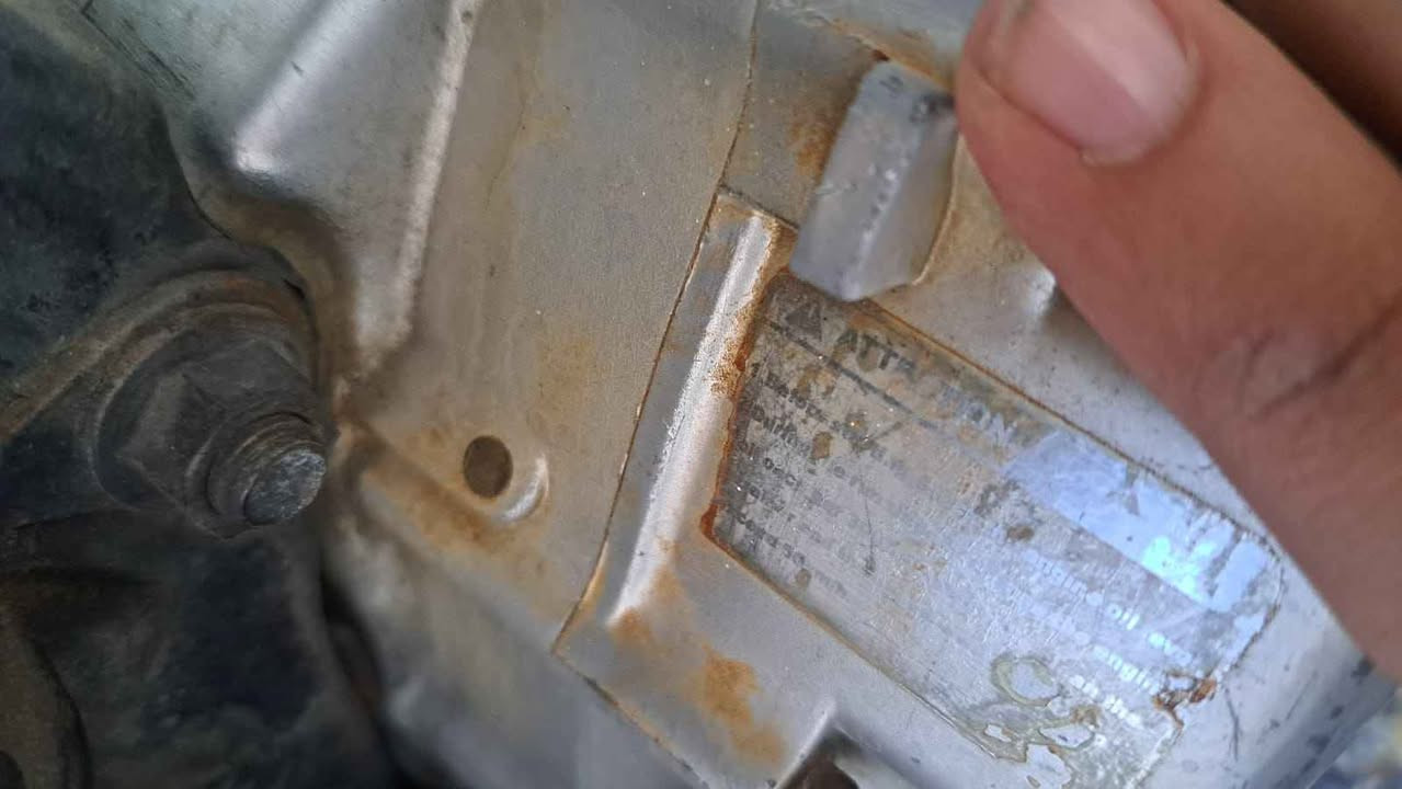 سلام عليكم  مكينه للبيع  نامه شلامجه  محرك 150  اربع كير
محرك شغال  وكامل شرط سلولي محرك مفتوح مبدل ولفات  
مديل 2019
سعر  100 وبيه مجال للشراي 
مكان عماره عمارة, ميسان

