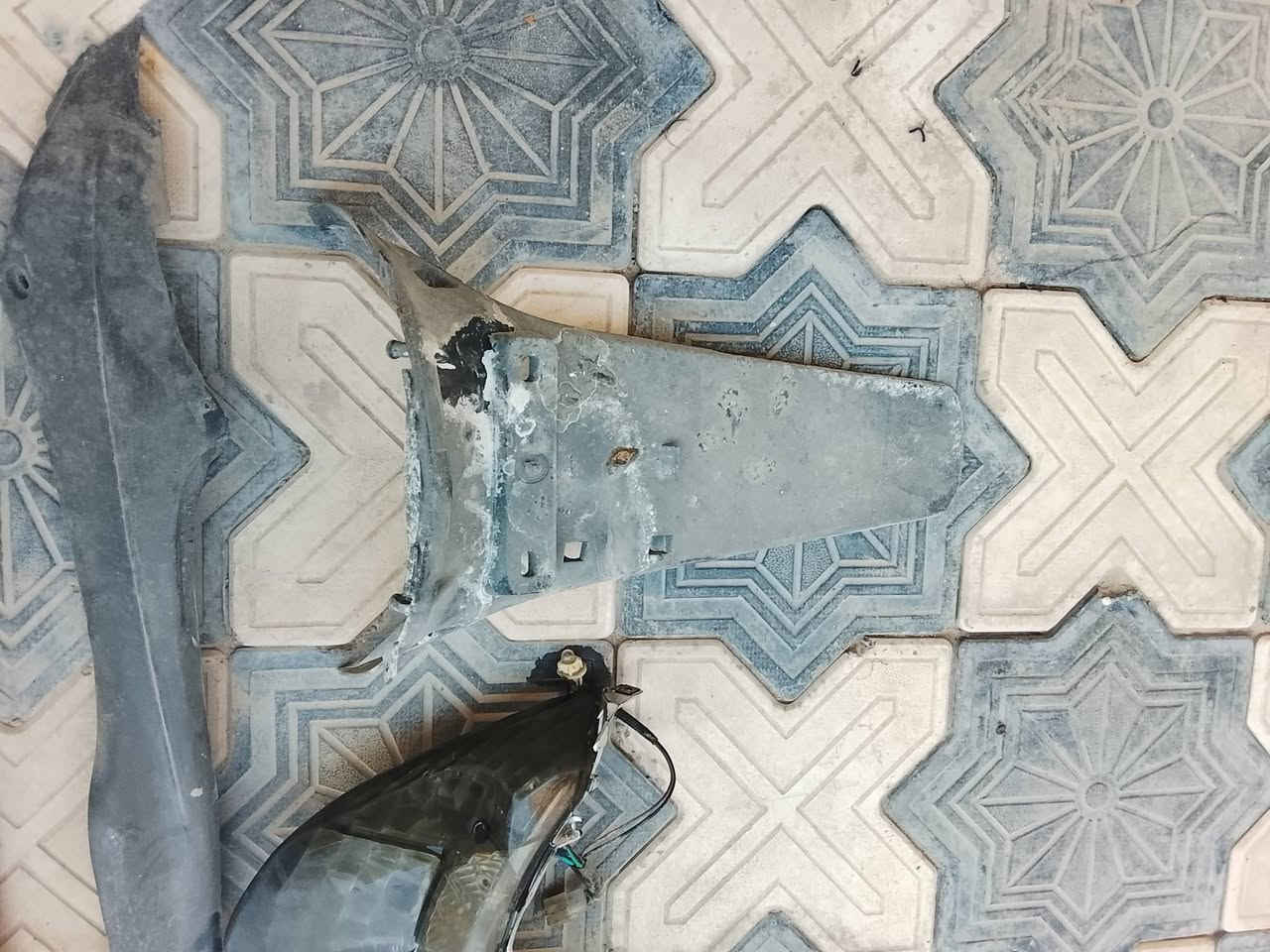 نجف بالمطار • مال ماكس • بخير