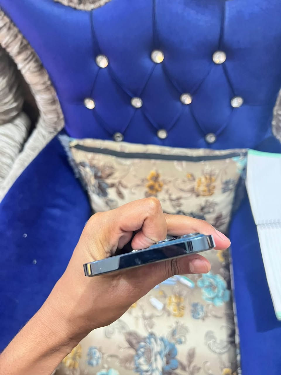 السلام عليكم آيفون 12برو ماكس أمريكي 🇺🇸 بطاريه 93 🔋معلايه الجهاز ضغط ذاكره 256الجهاز نضيف السعر 425 رقم الهاتف ***********
متوفر واتساب

نص مكتوب في الصور:
- ١:٣٩
- حول
- الاسم
- iPhone
- إصدار iOS
- 26.6.2
- اسم الطراز
- iPhone 12 Pro Max
- رقم الطراز
- MG9J3LL/A
- الرقم التسلسلي
- F2LDJ1LH0D46
- الأغاني
- الفيديوهات
- ١٨٢
- الصور
- ٢٥٧
- التطبيقات
- ٦
- السعة
- ٢٥٦ غ.ب.
- متوفرة
- ٢١٩,٤٨ غ.ب.
- عنوان Wi-Fi
- DC:52:85:30:D9:D5
- Bluetooth
- DC:52:85:41:93:98