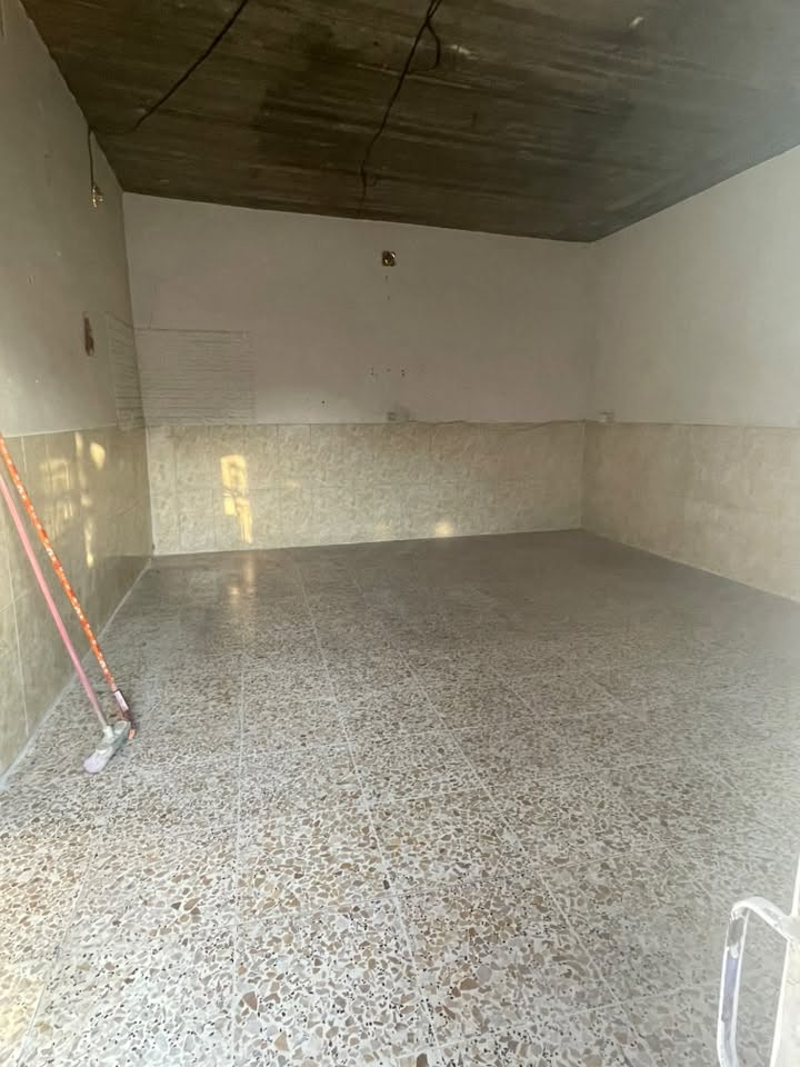 الشعب السريدات المربع الثانية • ٩٠م • طابق ونص