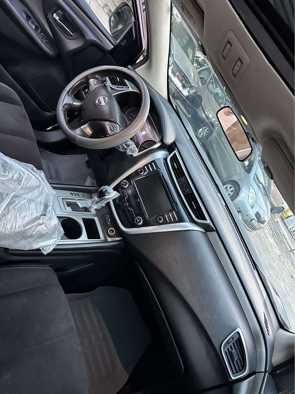 سڵاو نیسان مۆرانۆ 2019
گێڕ مەکینە بەشەرت 
مواسەفاتی sv+
دوو پارچە بۆیاخ
پانۆراما کوشن جلد و کارەبای و سارد و گەرم 
بەسمە و شەغال …هتد 
هەموو گیانی بەشەرت 
سعری 135$ و مەجالێک یەکم
***********
نیسان مورانو موديل ٢٠١٩
كير محرك بشرط
مواصفات SV+
قطعتين غبض بدون دواخل بدون ايرباگ
بانوراما كشن جلد و كهربائي و بارد و هيتر 
بصمة و شغال 
سعر ١٣٥$ مجال بصيت 
*********** السليمانية, العراق
