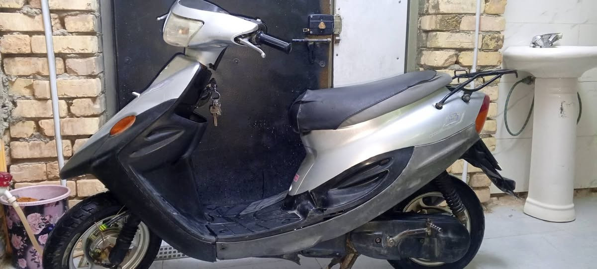 دراجه ياماها ام تسعه نضيفه بيع او مراوس بدراجه شحن R9 / ***********

