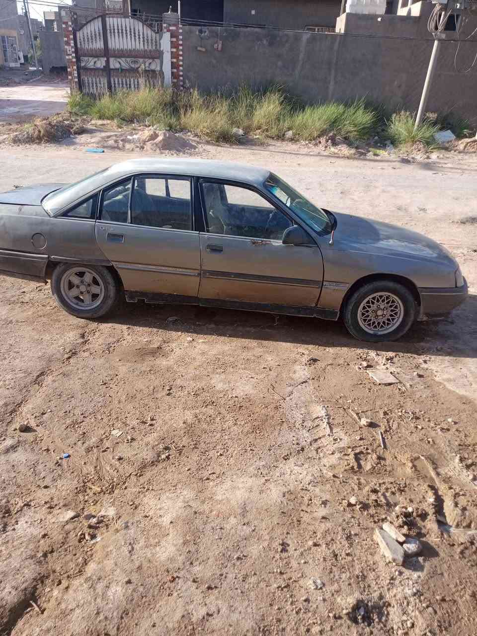 اوبل رقم ها نجف محرك 2000 كبير عادي سعرها 10 أوراق
***********
