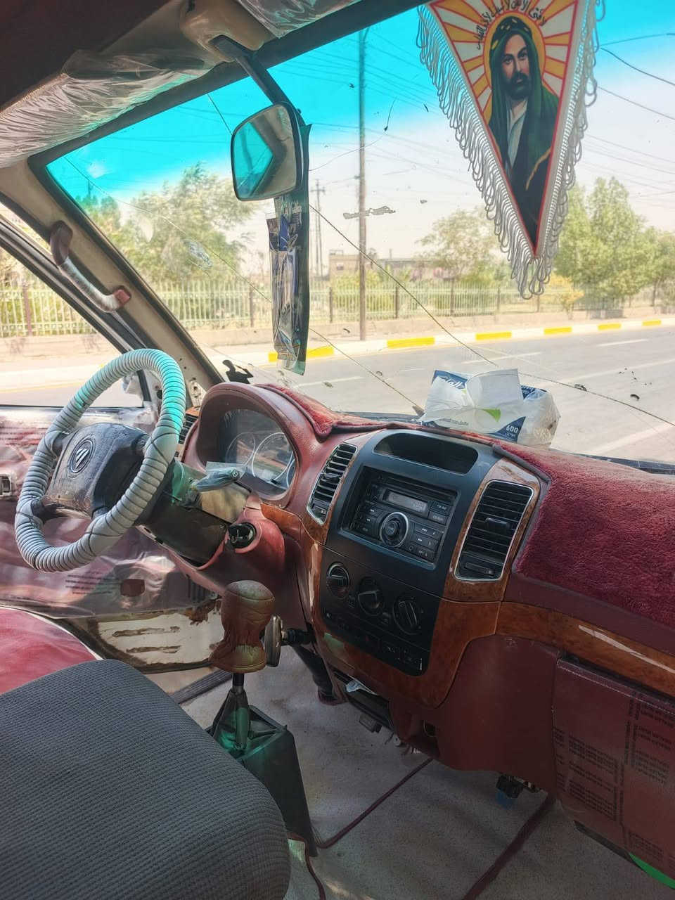 السلام عليكم فتون للبيع موديل 14رقم بغداد سياره جاهزه كبل لشارع من كير اكسل محرك تخم تاير سيبايه تزريف درع خلفي كهربائيات كلهاشغاله السياره كفاله عامه السعر78رقم الهاتف ***********
