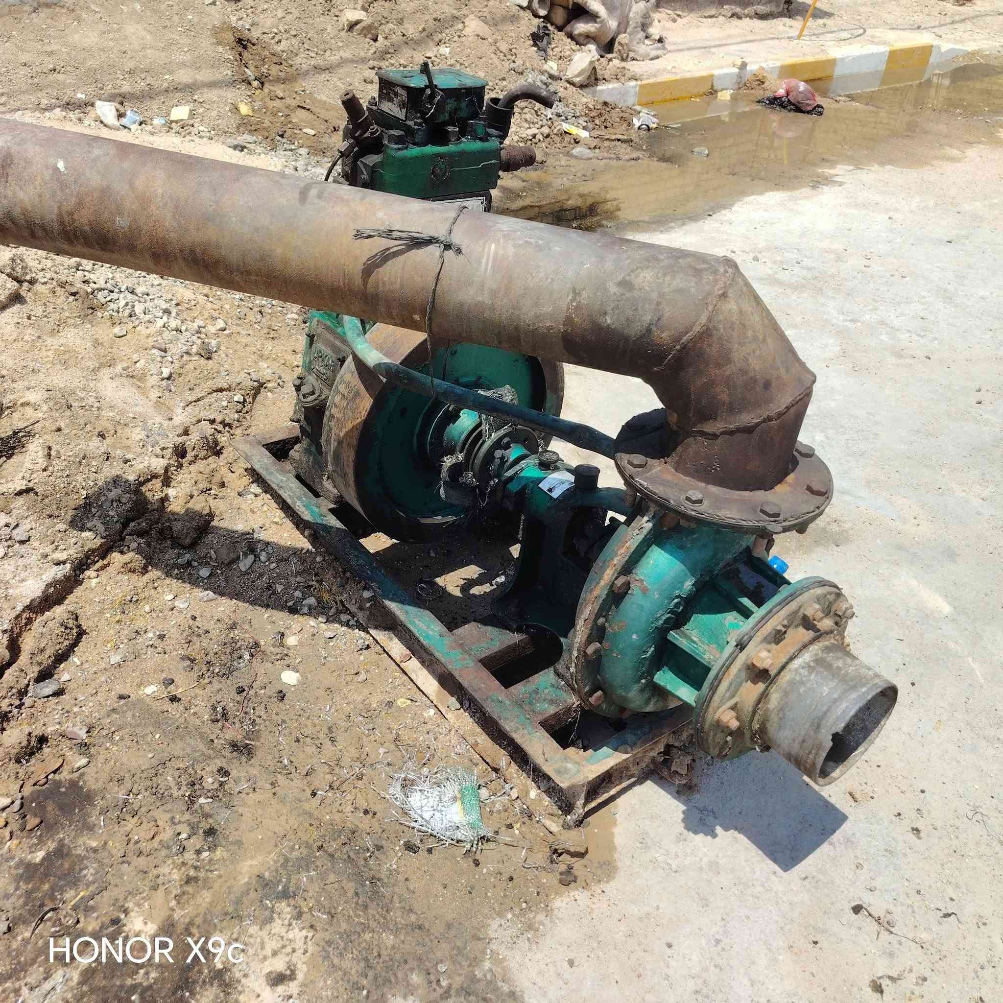 ماطور هندي حجم 6+6
مع هوز طول 7متر نظيف وبحاله جيده معمرجديد جاهزللتشغيل السعر400الف
العنوان ميسان الاتصال على الرقم
***********
