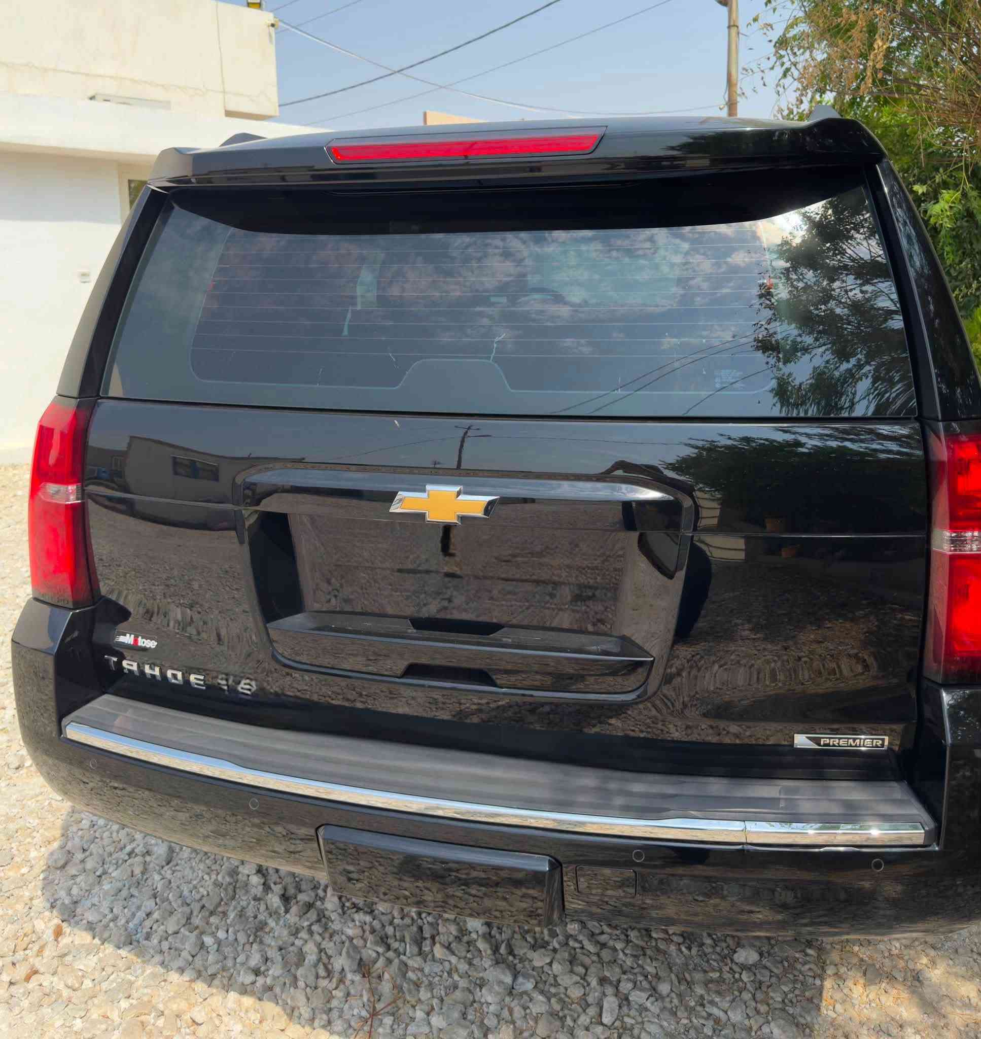 سلام عليكم
ملاحظه❗️❗️سنويه رقم هزه براد كله اصدار جديد 

——للبيع——
شوفرليت تاهو——Chevrolet Tahoe

وارد خليجي—وكاله المنصور

الموديل—-2018

فئه—بريمر 1/1

حجم مكينه—V8..5300

لون—اسود

المسافه مقطوعه —-86الف كيلو

حاله السياره—-باب سكن مفتوح بلادي اربع شبر بارد. واربع مكان رصعه//وباقي كفاله عامه من محرك وكير وكهربايات بشرط

مواصفات//

—بصمه تشغيل
—بصمه ابواب
—تشغيل عن بعد
—ترحيب عن الاقتراب 
—ثلاجه
—فتحه سقف 
—كشنات جلد باللون القرميدي 
—كشنات اماميه تدفئه  وتبريد 
—كشنات خلفيه تدفئه 
— كشنات خلفيه كهربايه 
—حساس امامي
—حساس خلفي
—شاشه تدعم نظام الابل كار بلي ونظام الاندرويد
—نظام الدفع 4WD
—اشاره بالمرايه
—وضعيات قياده 
—ستيرن بحركه كهربايه 
—تبريد مركزي 
—بگ لايت LED
—صندوق كهرباي
—كرسي السايق والراكب بحركه كهربايه 
—تحكم ستيرن جهتين 
—تنبيه ماقبل الاصطدام 
—تحديد سرعه 
—مساعد نزول المنحدرات 
—ليد نهاري
—وداتاشو
وباقي المواصفات المعروفه. 

السعر—$380 

رقم سياره —اربيل 

موقع سياره —كركوك
للا ستفسار —***********
