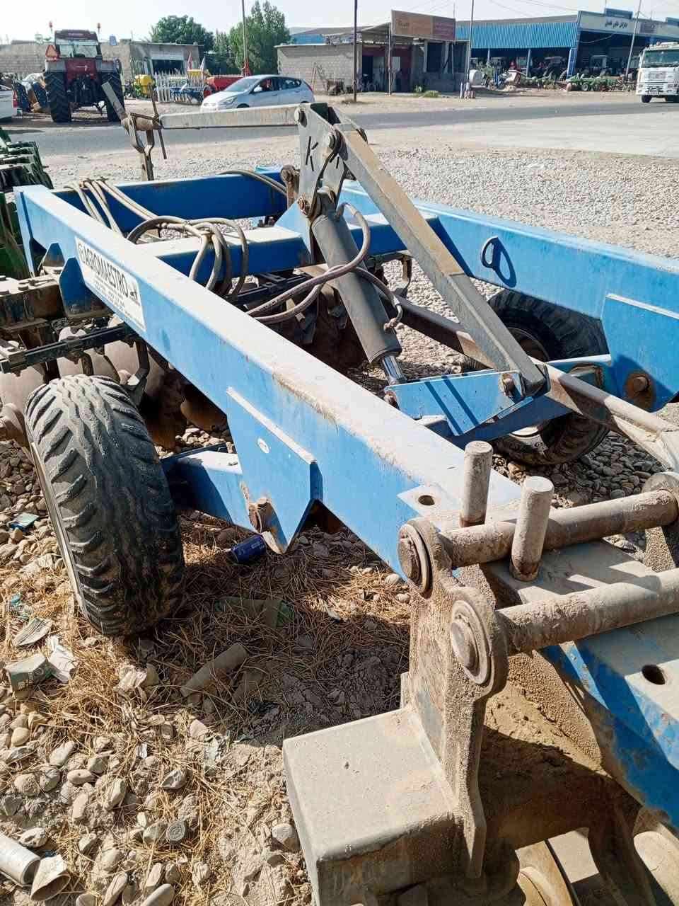 للبيع دسك حجم ١٨ / ***********

