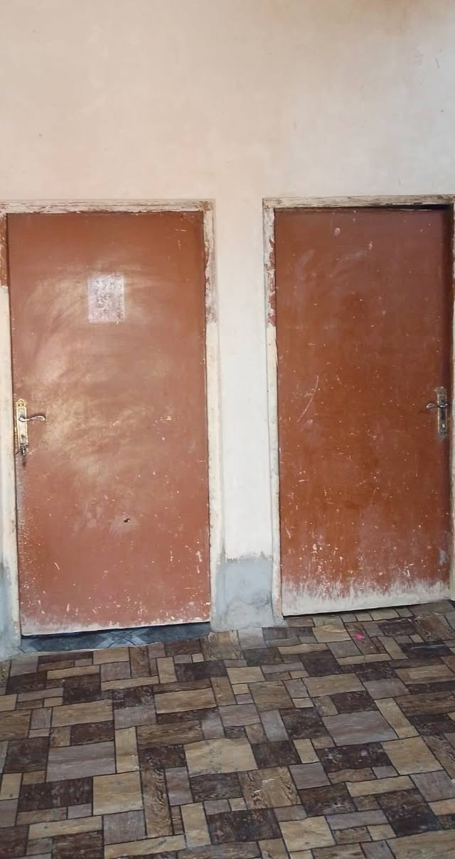 بيت للبيع • ٢٠٠م • طريق مشيمش