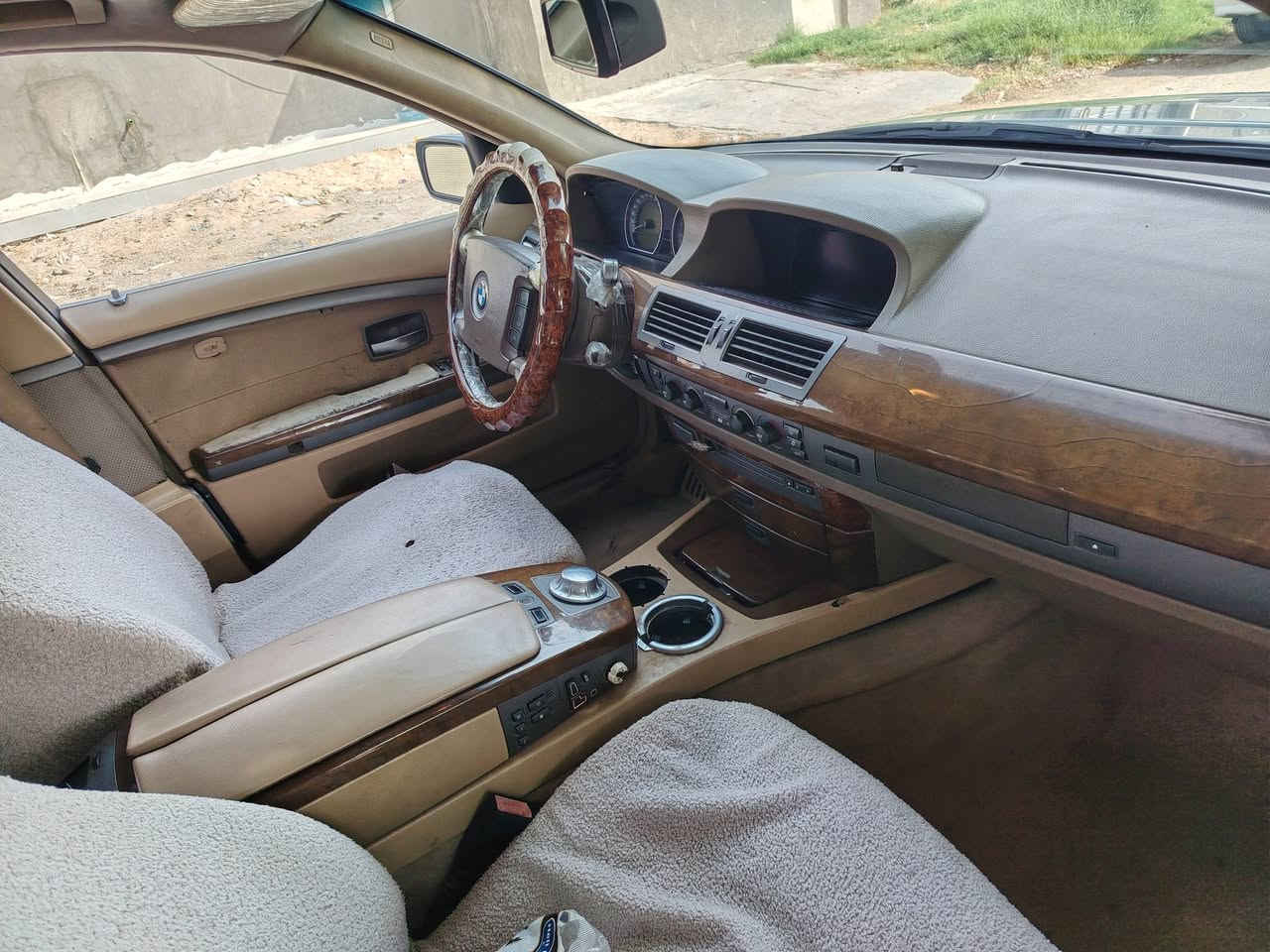 بي ام 745i • ٢٠٠٢ • رقم بغداد