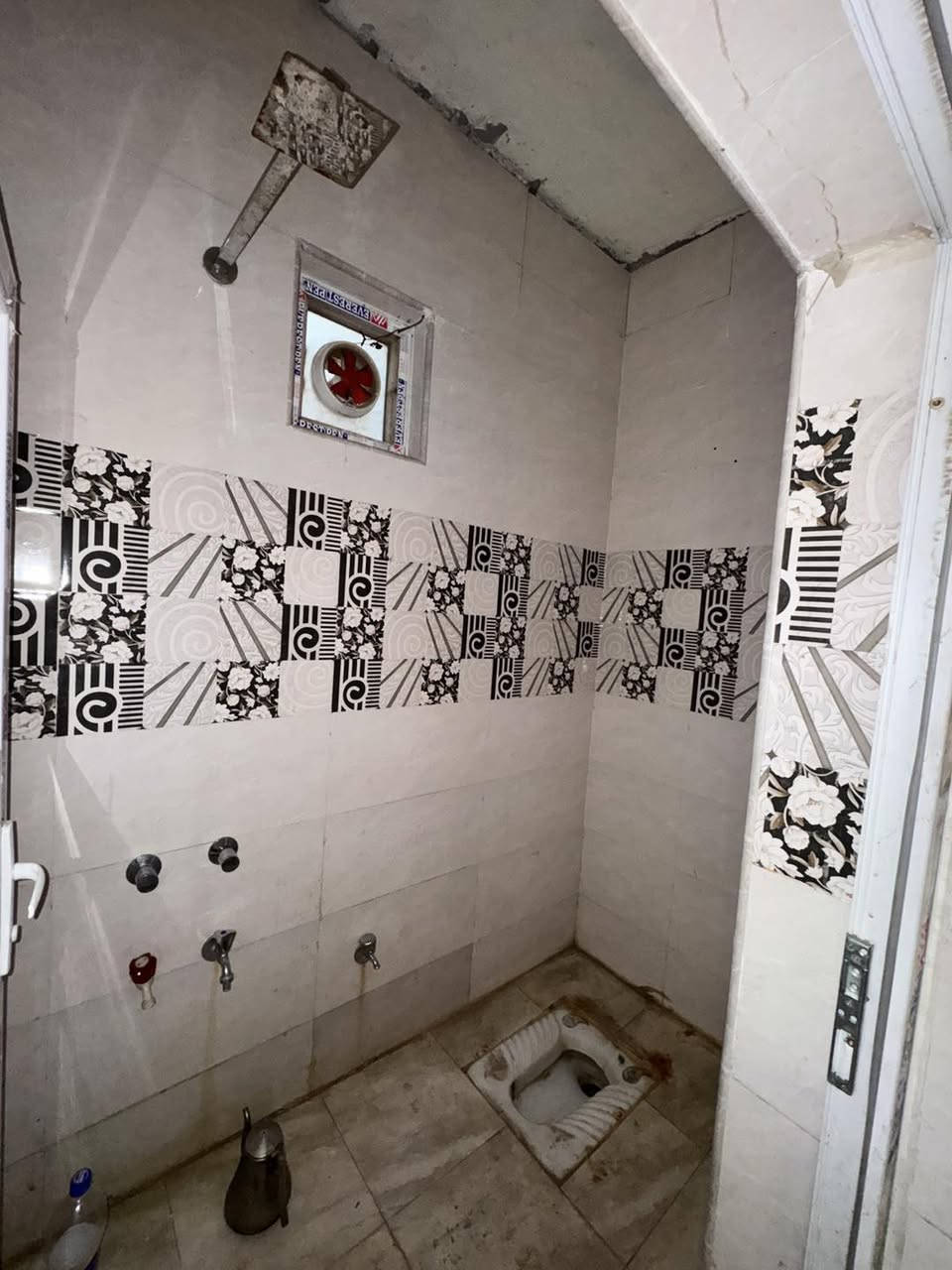 مكتب النور للعقار 
سعر ٦٧ مليون 
***********
