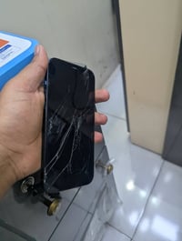 آيفون 12 برو ماكس • ٢٥٦ • فيس ايد متوقف