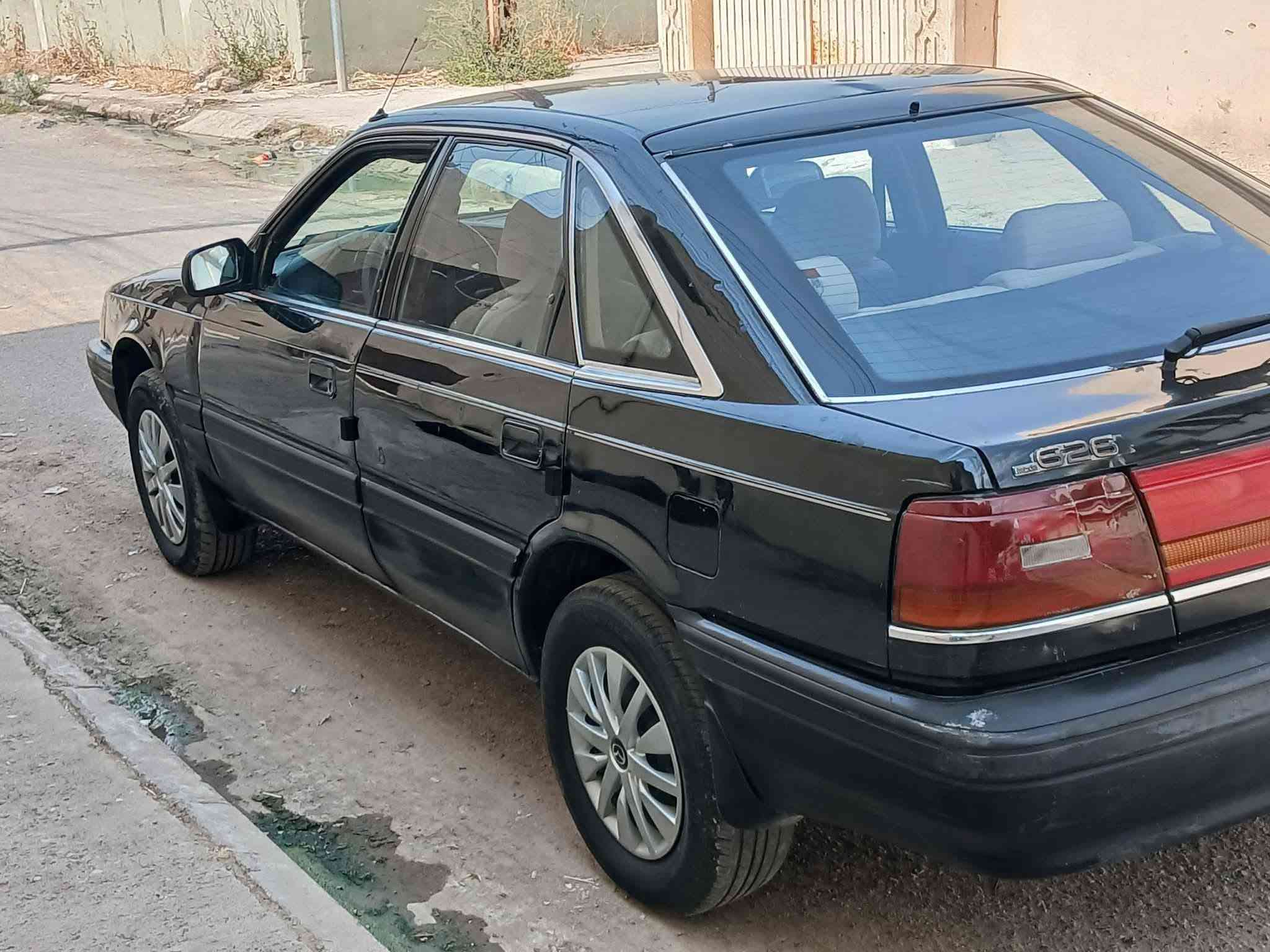 مازده 626 موديل 92 كير اوتومتيك رقم نينوى الماني سنويه لغاية 29 جامات كهرب  تبريد شغل شرط الوكاله والتحويل السعر33 لتواصل اتصل السعر 33 لتواصل اتصل *********** او ***********
