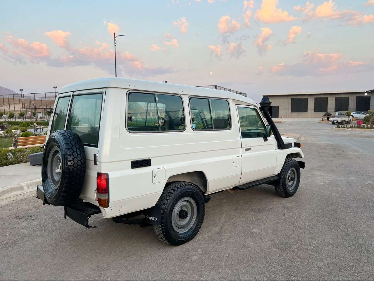 مێگزەمین ڤان مۆدیل ٢٠٠٣ گاز پەمپو نۆزڵ مەکینە عادی ٦ پستۆنە گێر مەکینە ئەکسل دەبڵ ئەکسل بەشەرت مەکینەی نەکراوەتەوە تەبریت لەسەر سویچ ٤ تایەو ویلی تازەی لەژێر دایە پارەی رەقەمی دراوە تا ٢٠٣٢ بۆ تازە کردنەوە بۆیاغی نیە چاڵ و شوختی نیە نمونەیە لە جوانی نرخی ١٣٠ مجال ژ.م *********** رانية, السليمانية
