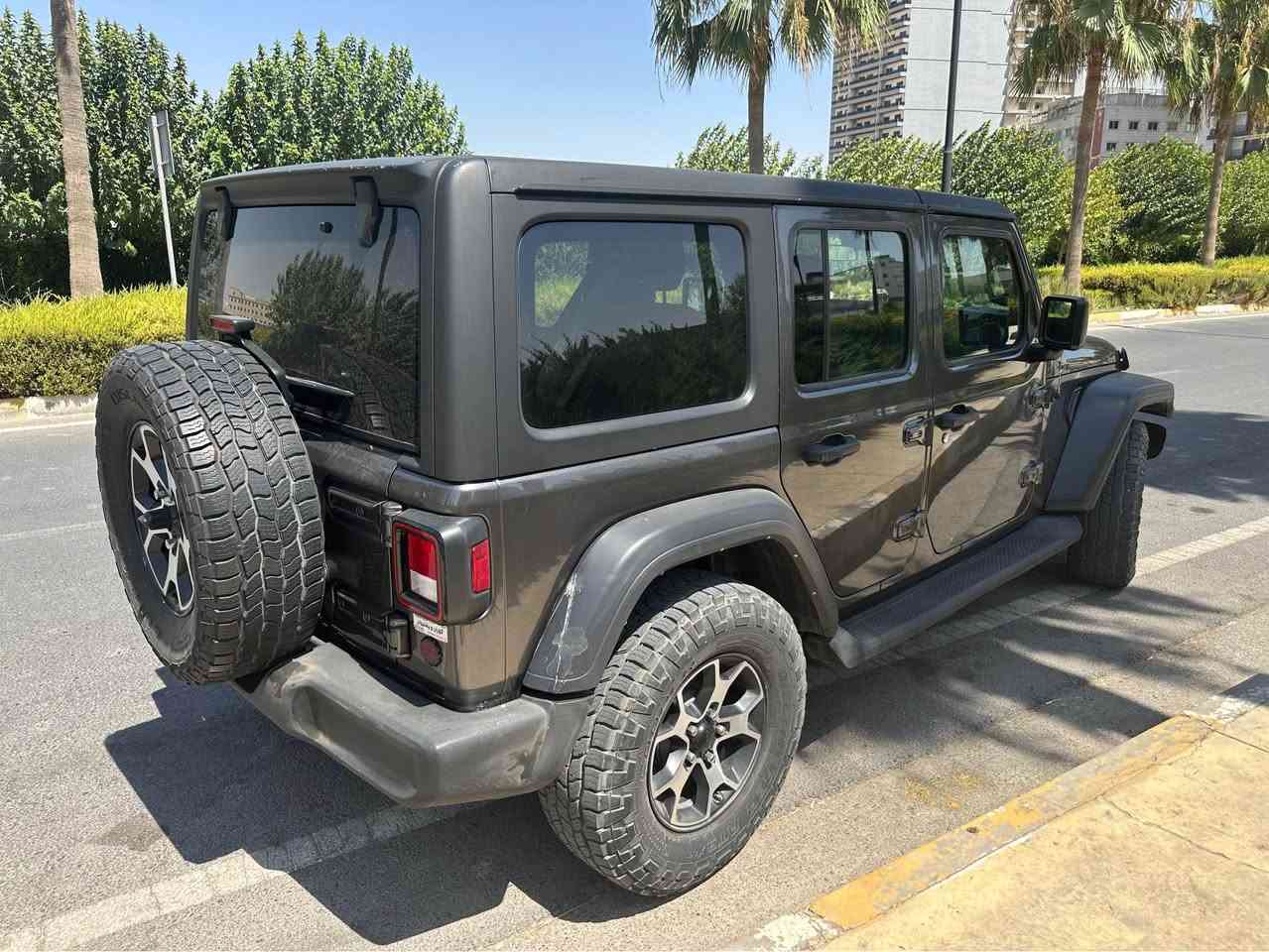 Jeep wrangler 2022
Unlimited sport
٦پستن
بێ بۆیاغ

*********** مخمور, أربيل
