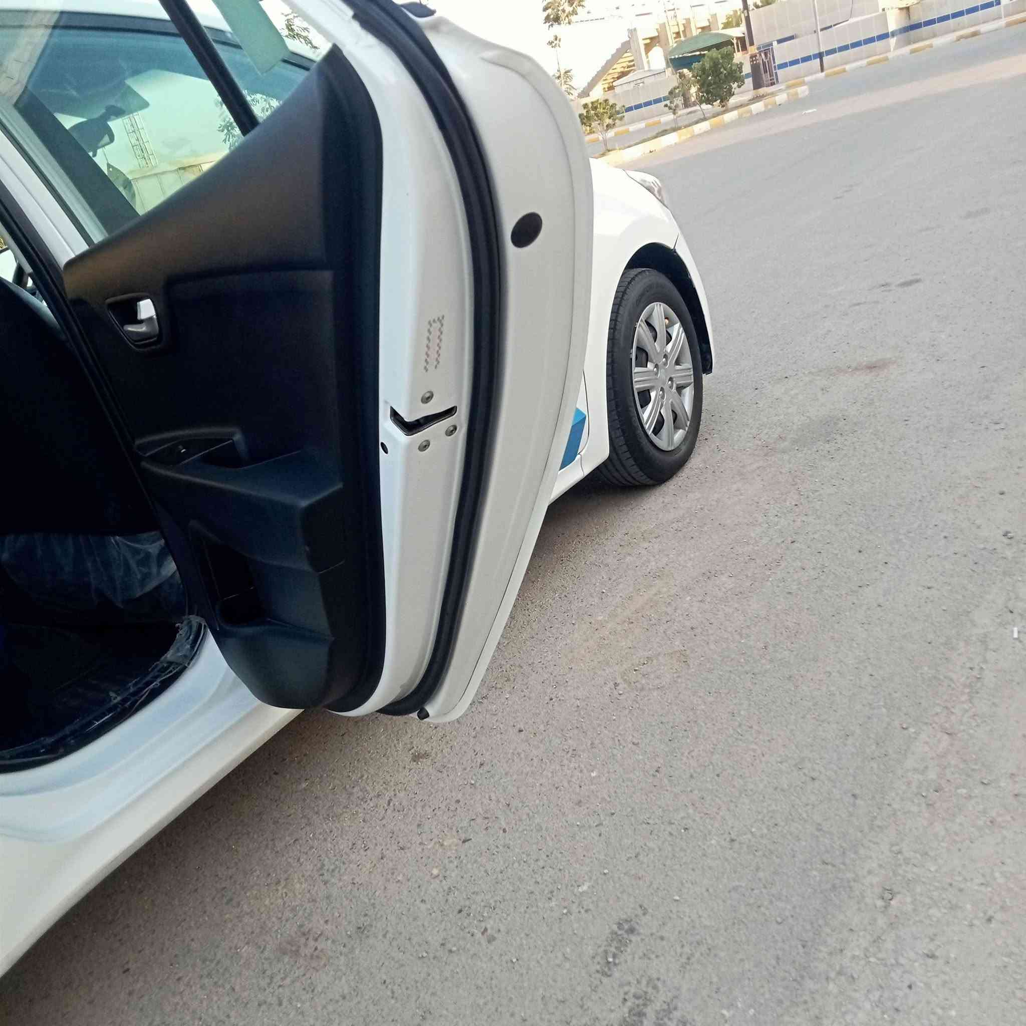 كيا ريو موديل 21 معوقين وارد أمريكي تبديل بنيد فقط وباقي مكفول ليبل واحد محرك 1600 دوش دبل نوزل مكفول كير مكفول تبريد ثلج 
وكاله عامه بسم مشتري مكاني ناصريه 
***********
