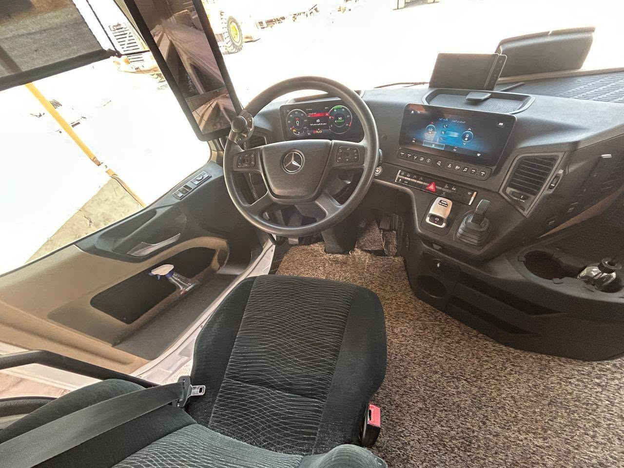 سلام عليكم
سياره للبيع 
وحش 2021
حجم2553
بلا مريات 
مجموعه 
فول موصفات 
كامره حساس
ثلاجه 
عاكسه اوفن 
هاف ٣ طكات 
بلا صبغ بلادي 
السايلو 2025
طارق حاجي 
طخم تايرات 
زير جاهز 
رقم ***********
***********
كورك بي واتساب
