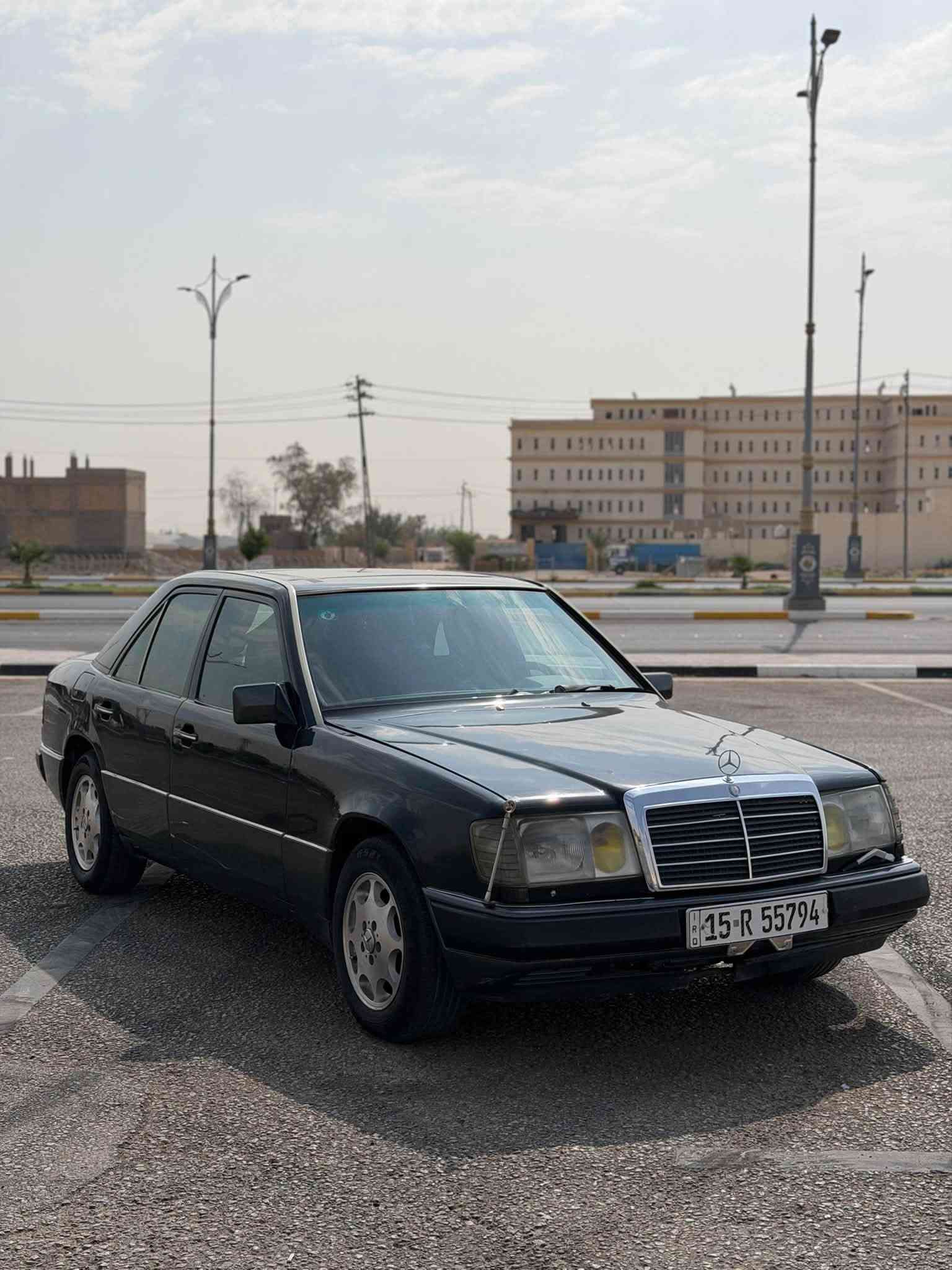 مارسيدس دب 1992
محرك 3000 vvti
كير ومحرك مكفولات 
مصبوغة عام جمالية 
جام كهربائي 
تبريد شغال 
منضومة بانزين كاملة ومنضومة تبريد وكبريسر 20 ستوني شادهن 
السيارة نضيفة وجاهزة 
رقم دولي مشروع وطني تحويل ثاني يوم بـ اسمي 
العنوان : كربلاء 
السعر : 50$
الرقم : ***********
