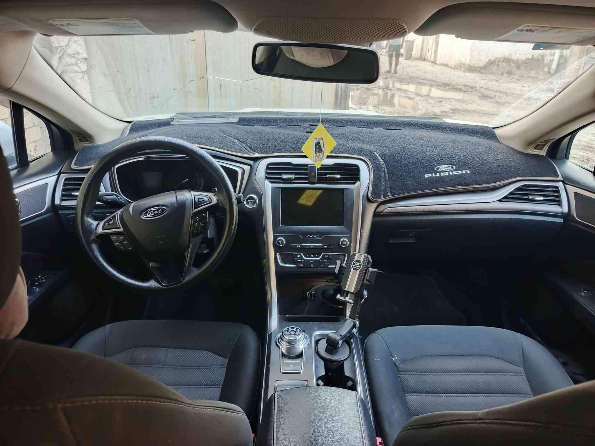 فورد فيوجن امريكي  بسمي مشروع وطني رقم بغداد 2019 بيع أو مراوس حادث جاملغ وربع البنيد مواصفات SE
*********** بي واتساب
